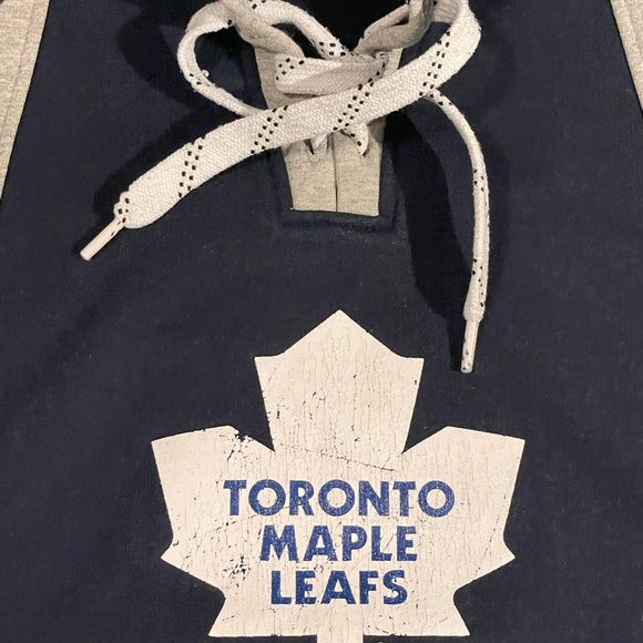Toronto Maple Leafs Hoodie -Boys Size S - Picture 6 of 11